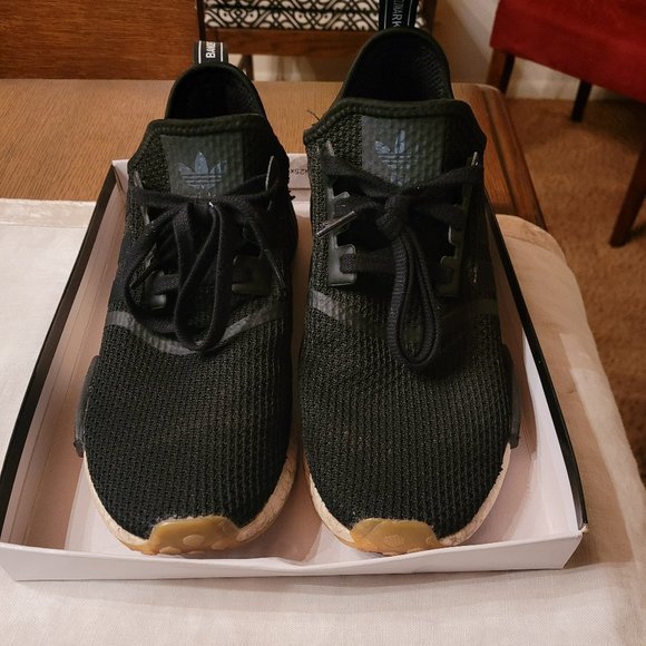 die weltmarke mit den 3 streifen nmd